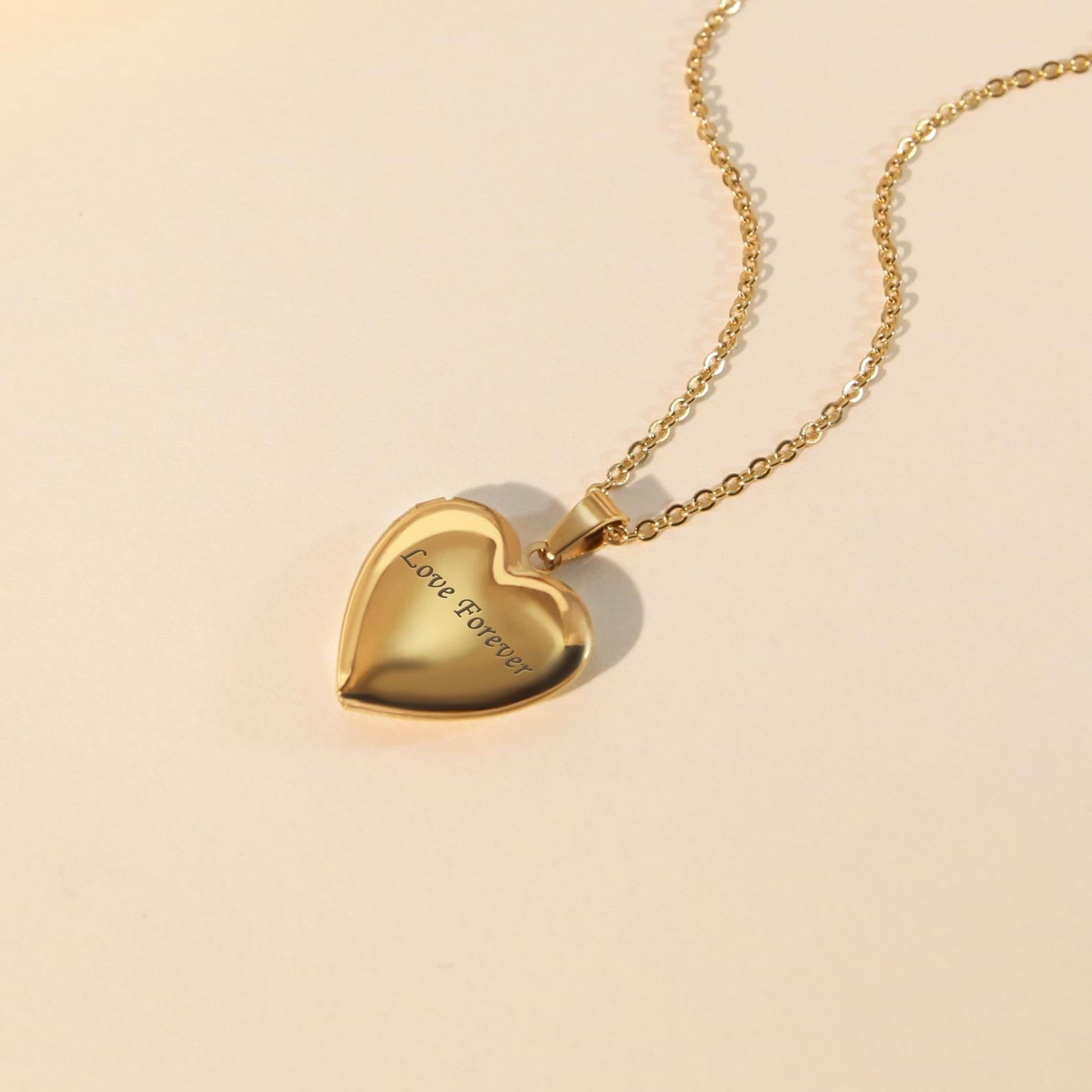 Laser Engraved Heart Locket – DIY Photo Necklace on Mother's Day